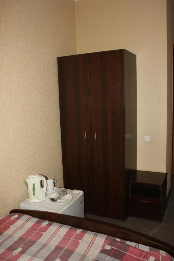 Комната Гостиничного Типа, Алчевских 24 Kharkiv Exterior photo