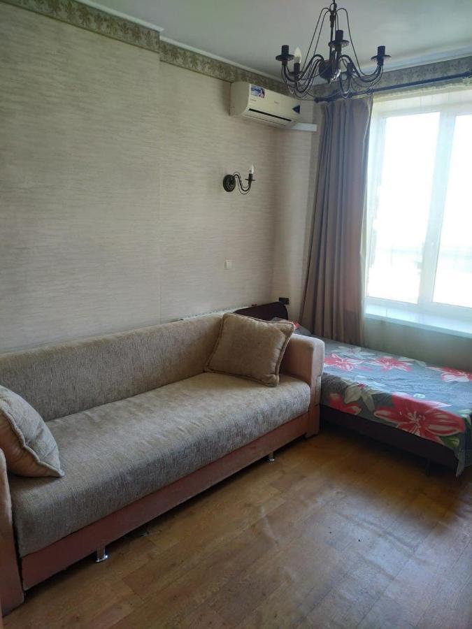 Комната Гостиничного Типа, Алчевских 24 Kharkiv Exterior photo